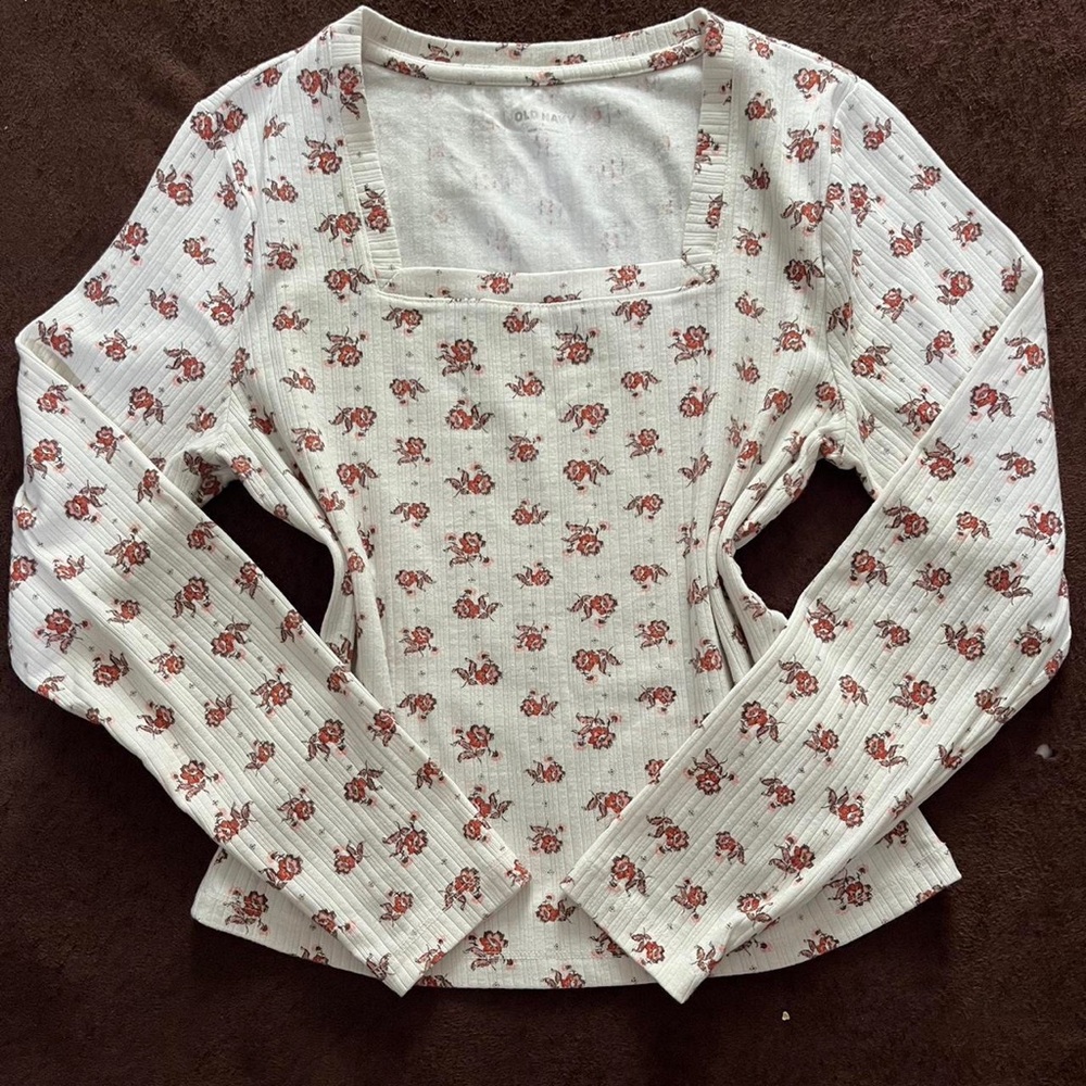 Old Navy Women’s Large Cute Cottagecore Floral Scoop Neck Long Sleeve Top